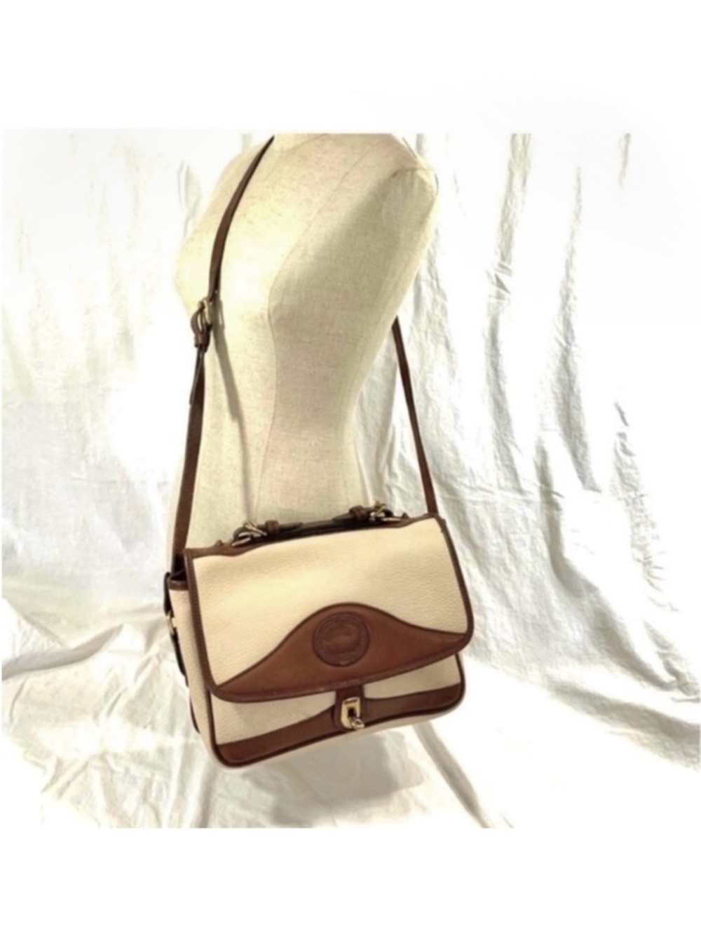 Dooney & Bourke Lg Vintage Carrier All Weather Leather Top Handle